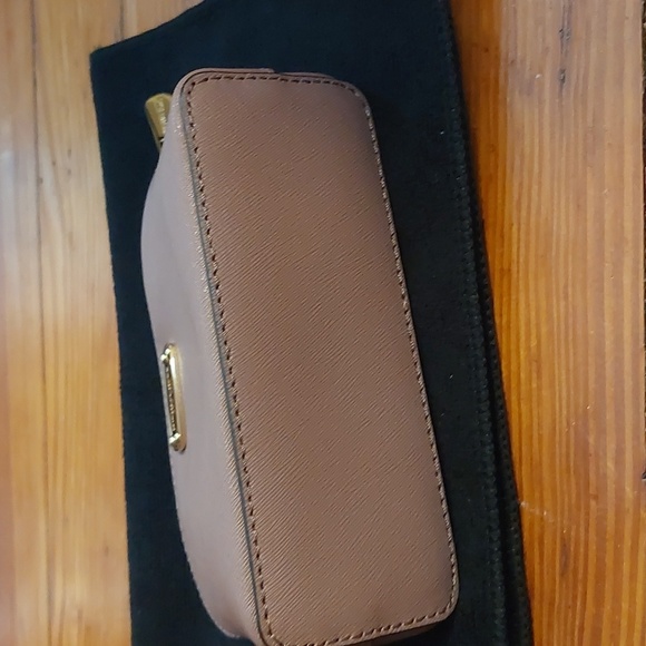 Michael Kors Travel Bag - Picture 3 of 15